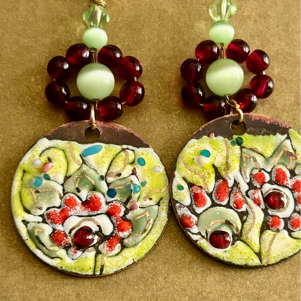 Earrings NWOT flowers Artisan green, red Copper enamel & glass beads 2.5” drop - Picture 6 of 12